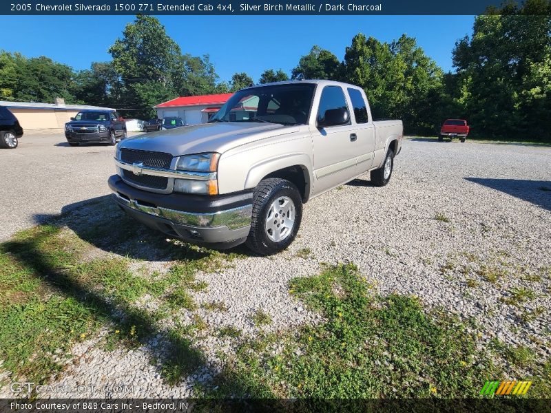 Silver Birch Metallic / Dark Charcoal 2005 Chevrolet Silverado 1500 Z71 Extended Cab 4x4