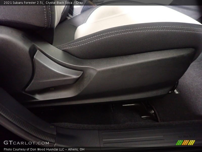 Crystal Black Silica / Gray 2021 Subaru Forester 2.5i