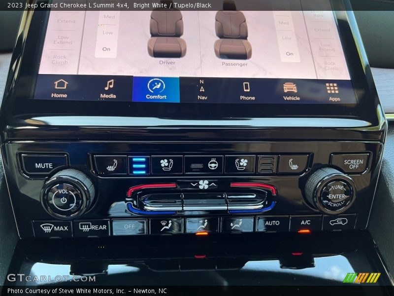 Bright White / Tupelo/Black 2023 Jeep Grand Cherokee L Summit 4x4
