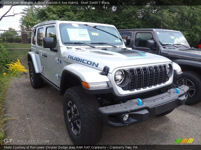 Front 3/4 View of 2024 Wrangler 4-Door Rubicon X 4xe Hybrid