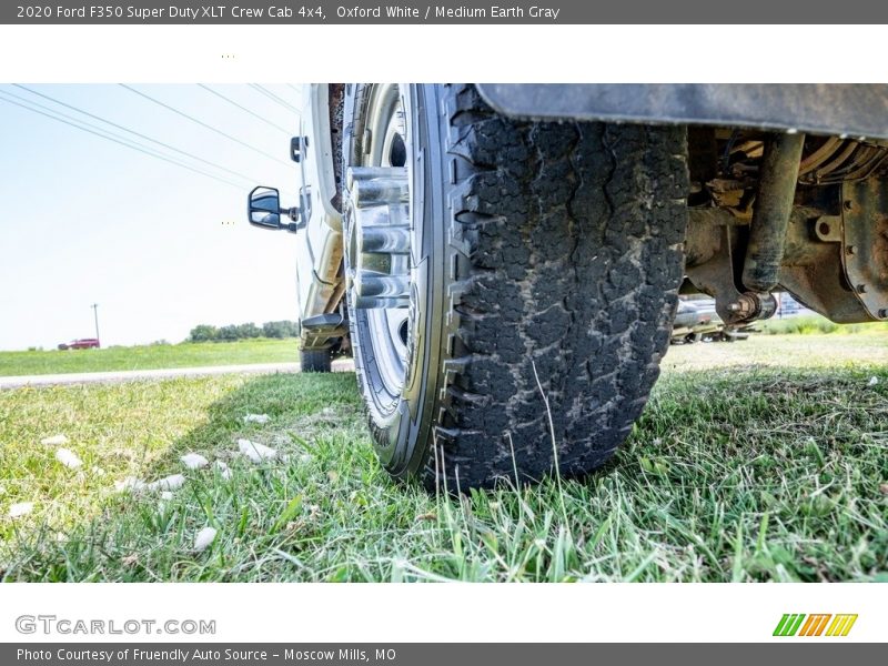 Oxford White / Medium Earth Gray 2020 Ford F350 Super Duty XLT Crew Cab 4x4