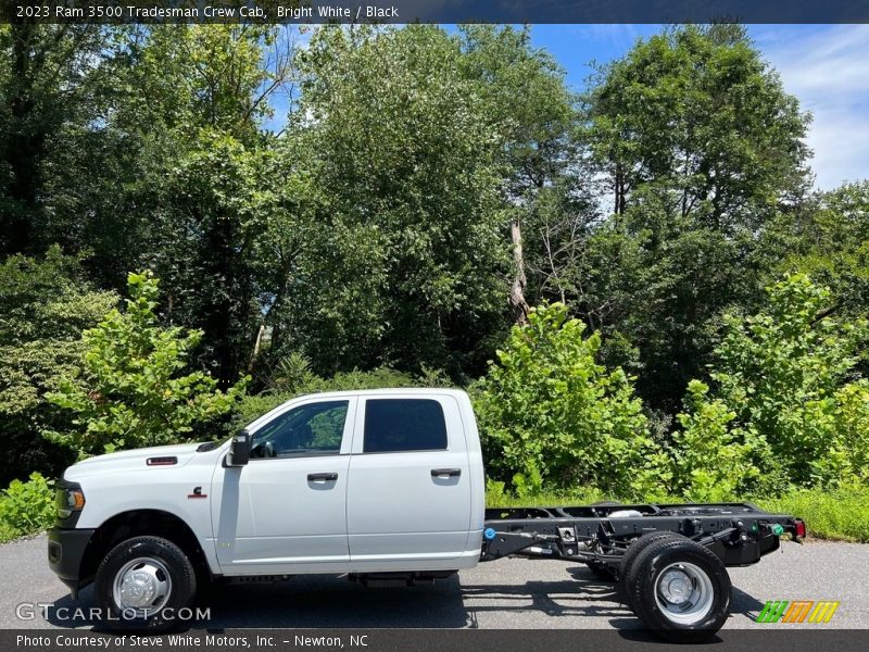  2023 3500 Tradesman Crew Cab Bright White