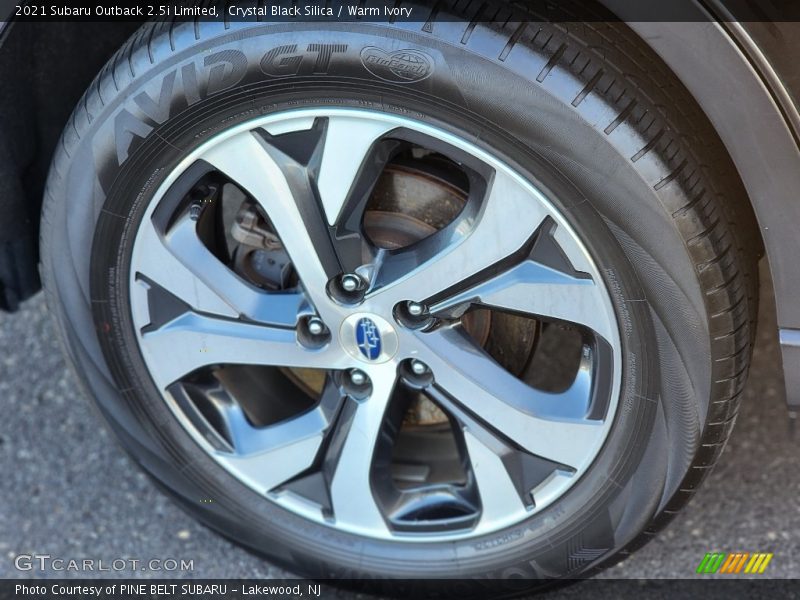 Crystal Black Silica / Warm Ivory 2021 Subaru Outback 2.5i Limited