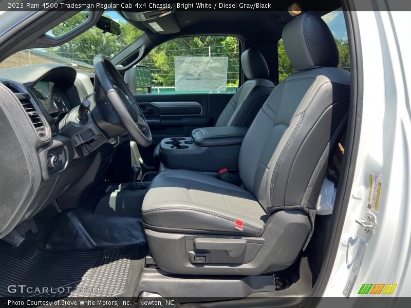  2023 4500 Tradesman Regular Cab 4x4 Chassis Diesel Gray/Black Interior