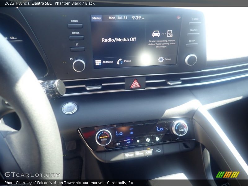 Phantom Black / Black 2023 Hyundai Elantra SEL