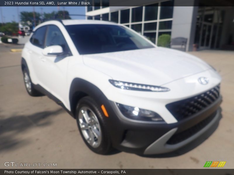 Lunar White / Black 2023 Hyundai Kona SEL AWD