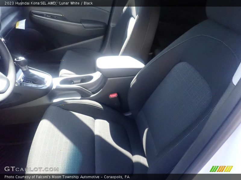 Lunar White / Black 2023 Hyundai Kona SEL AWD
