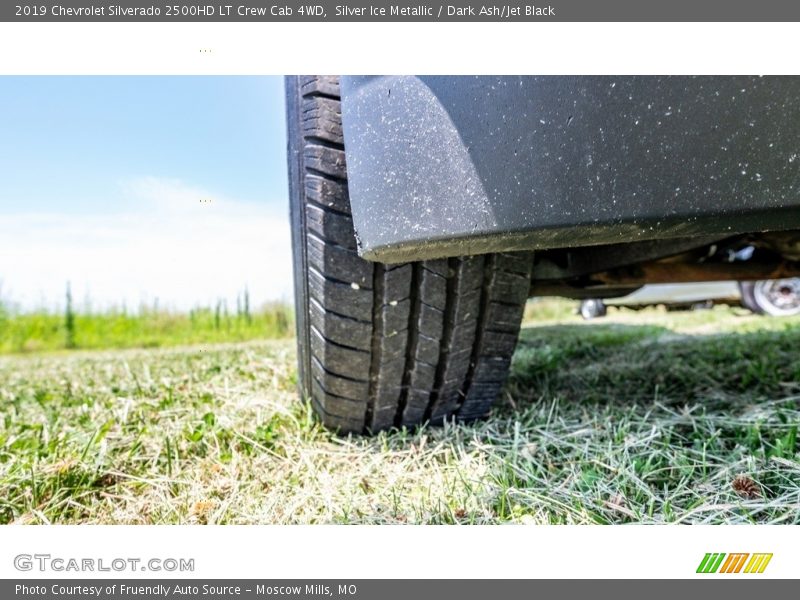 Silver Ice Metallic / Dark Ash/Jet Black 2019 Chevrolet Silverado 2500HD LT Crew Cab 4WD