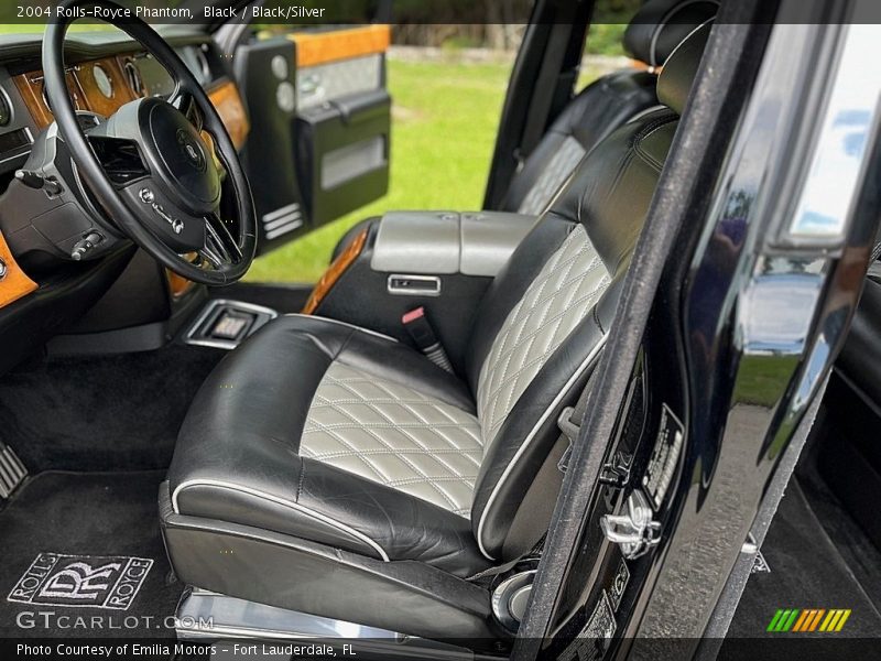 Front Seat of 2004 Phantom 