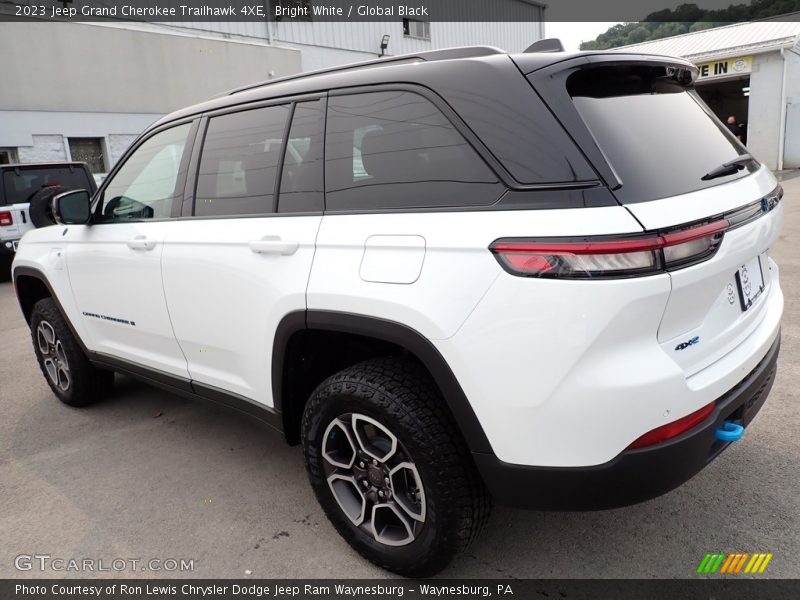 Bright White / Global Black 2023 Jeep Grand Cherokee Trailhawk 4XE