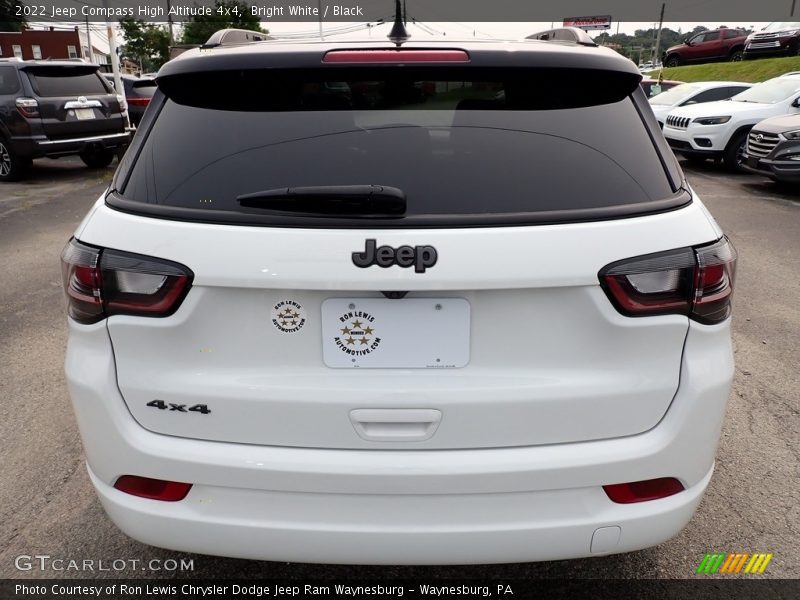 Bright White / Black 2022 Jeep Compass High Altitude 4x4