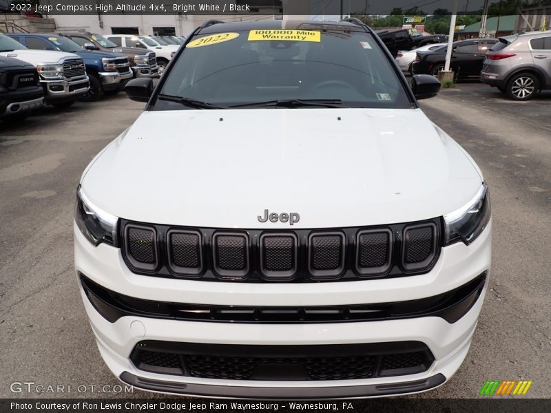 Bright White / Black 2022 Jeep Compass High Altitude 4x4