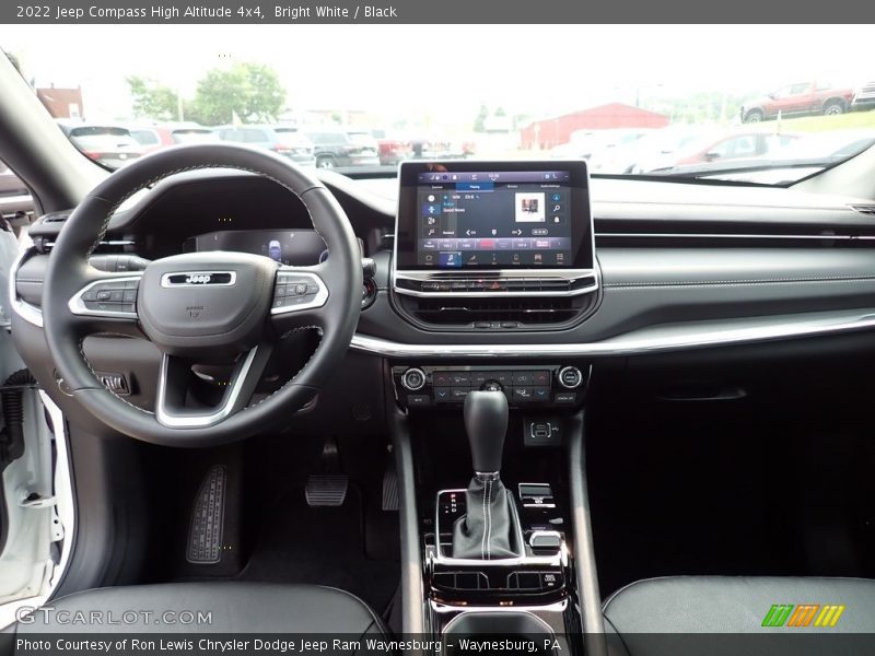 Bright White / Black 2022 Jeep Compass High Altitude 4x4
