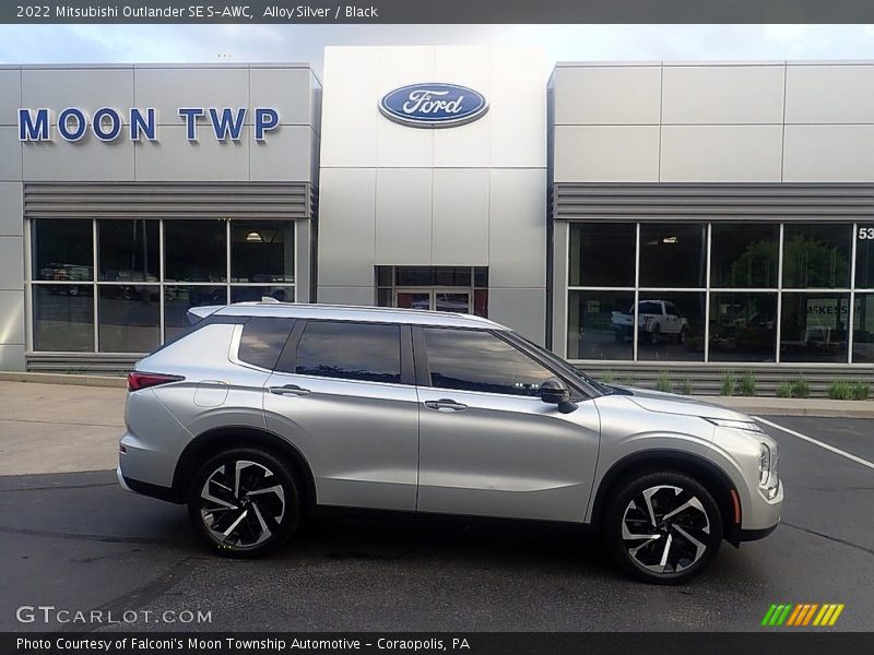 Alloy Silver / Black 2022 Mitsubishi Outlander SE S-AWC