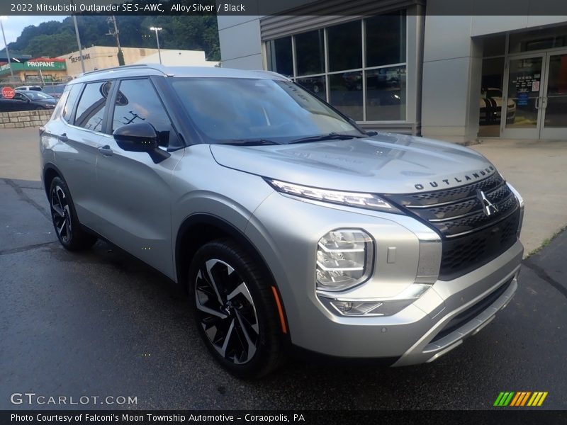 Alloy Silver / Black 2022 Mitsubishi Outlander SE S-AWC