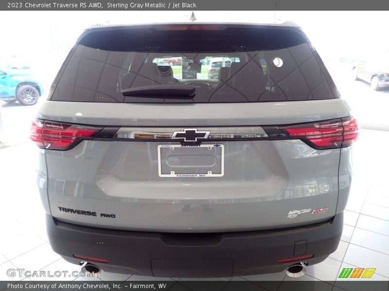 Sterling Gray Metallic / Jet Black 2023 Chevrolet Traverse RS AWD