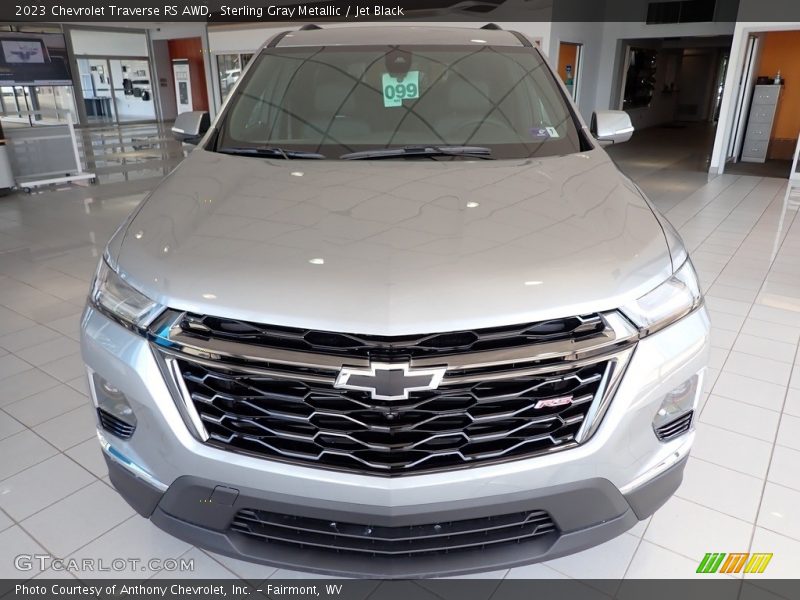 Sterling Gray Metallic / Jet Black 2023 Chevrolet Traverse RS AWD