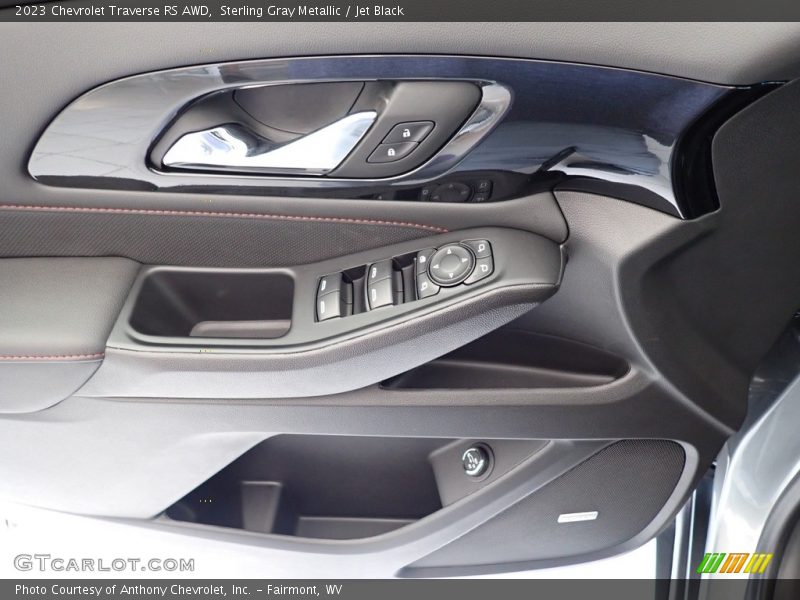 Sterling Gray Metallic / Jet Black 2023 Chevrolet Traverse RS AWD