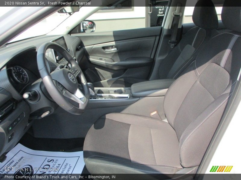Fresh Powder / Charcoal 2020 Nissan Sentra SV