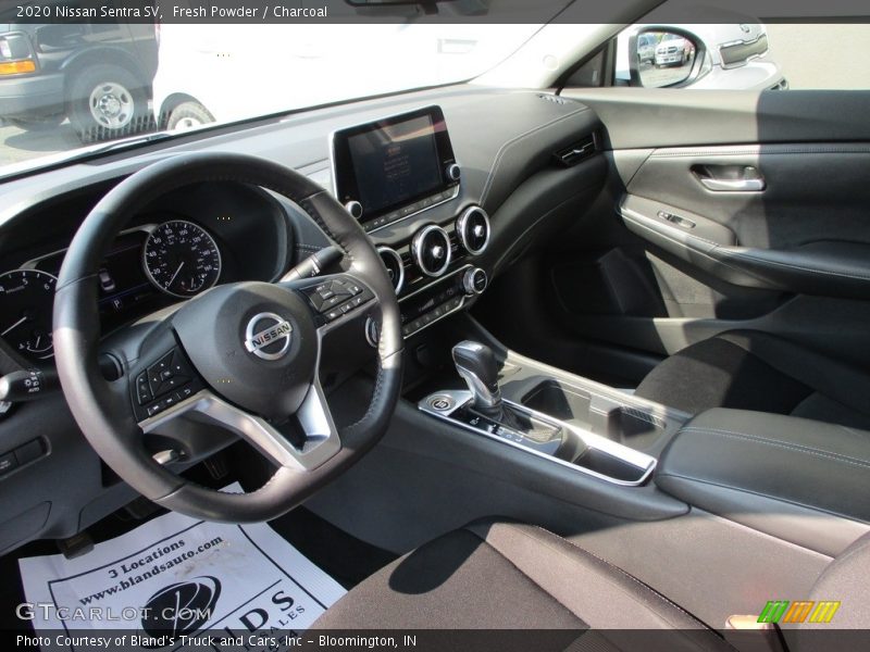 Fresh Powder / Charcoal 2020 Nissan Sentra SV