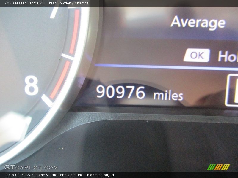Fresh Powder / Charcoal 2020 Nissan Sentra SV