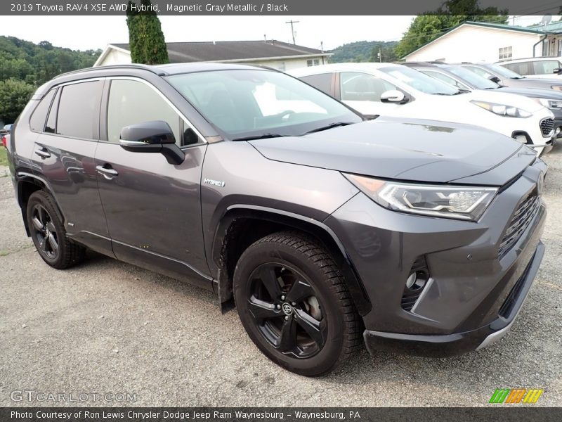 Magnetic Gray Metallic / Black 2019 Toyota RAV4 XSE AWD Hybrid