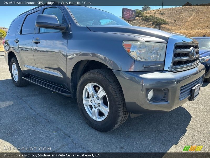 Magnetic Gray Metallic / Gray 2016 Toyota Sequoia SR5