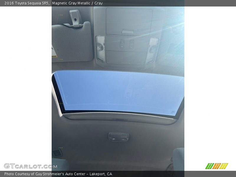 Magnetic Gray Metallic / Gray 2016 Toyota Sequoia SR5