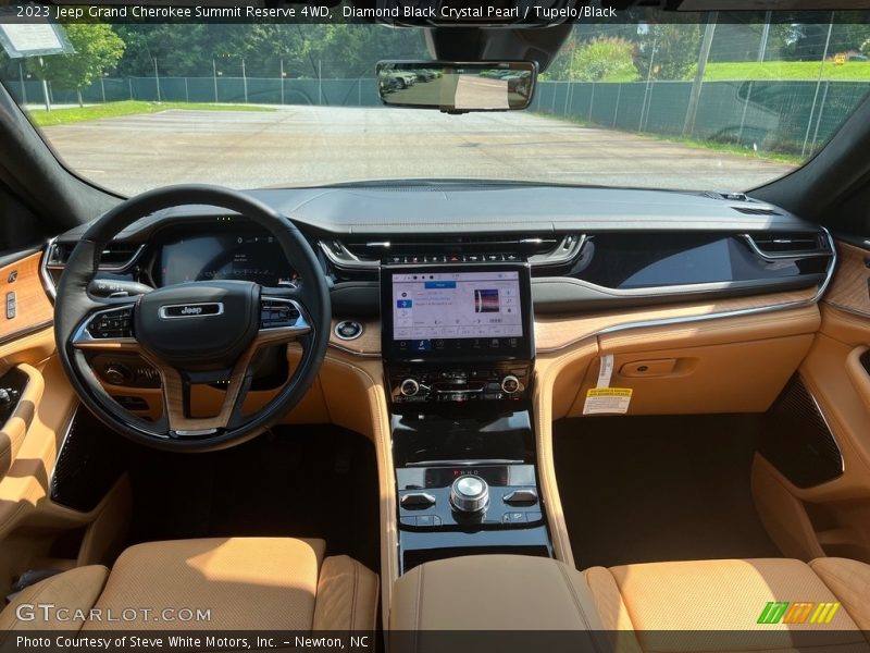 Dashboard of 2023 Grand Cherokee Summit Reserve 4WD