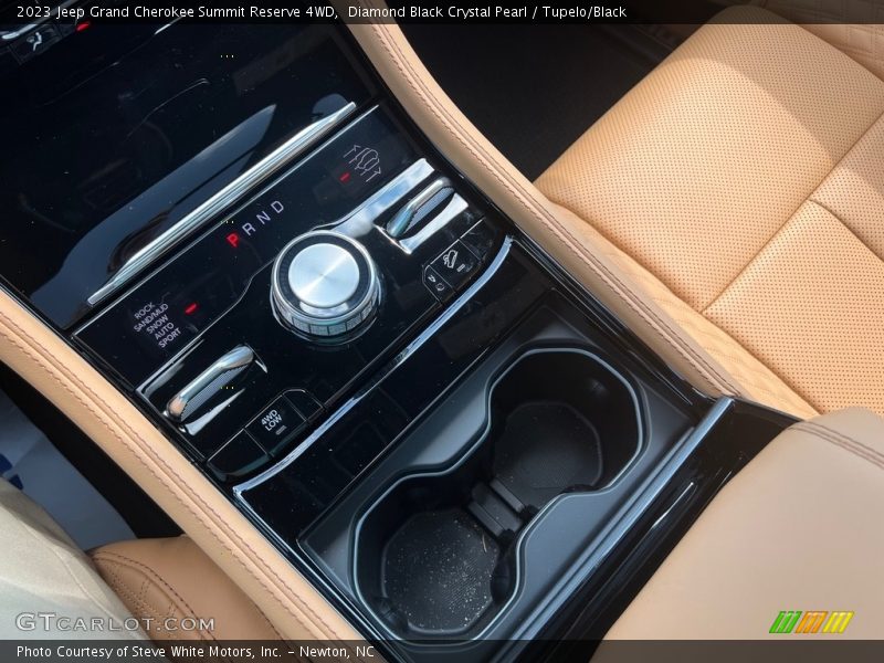  2023 Grand Cherokee Summit Reserve 4WD 8 Speed Automatic Shifter