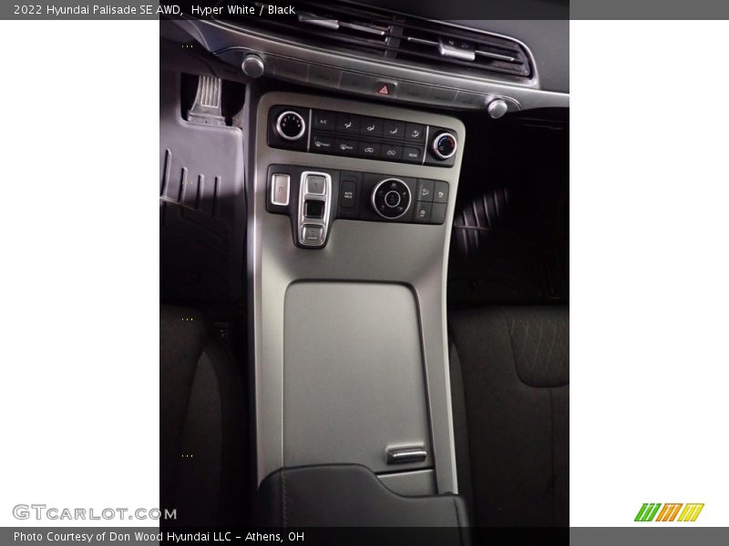 Hyper White / Black 2022 Hyundai Palisade SE AWD