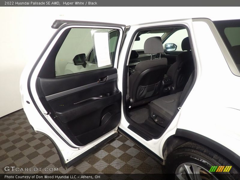 Hyper White / Black 2022 Hyundai Palisade SE AWD