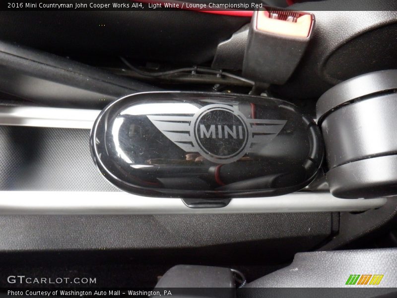 Light White / Lounge Championship Red 2016 Mini Countryman John Cooper Works All4