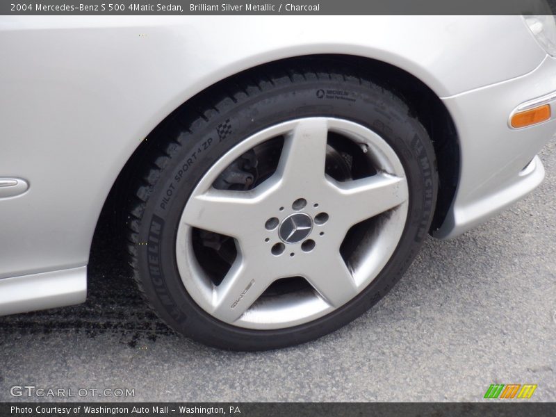 Brilliant Silver Metallic / Charcoal 2004 Mercedes-Benz S 500 4Matic Sedan