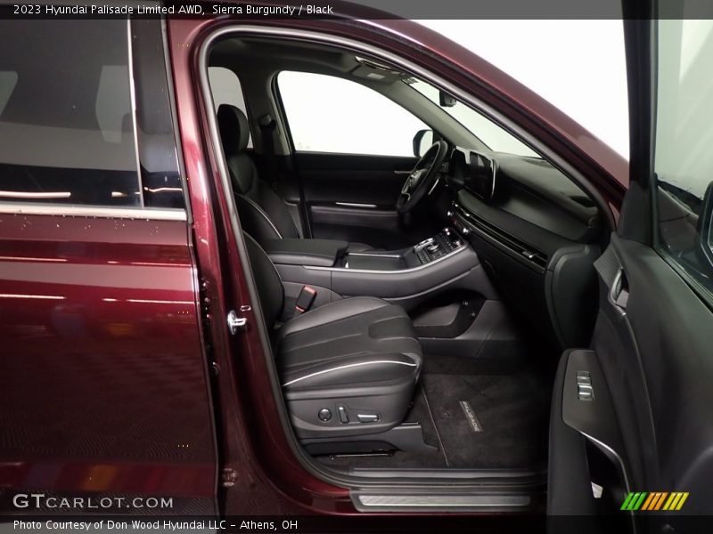 Sierra Burgundy / Black 2023 Hyundai Palisade Limited AWD
