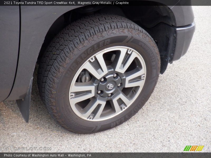 Magnetic Gray Metallic / Graphite 2021 Toyota Tundra TRD Sport CrewMax 4x4