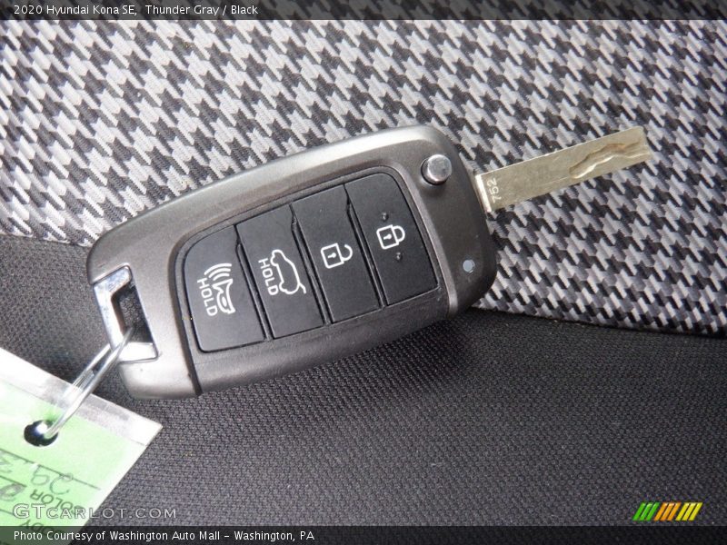 Thunder Gray / Black 2020 Hyundai Kona SE