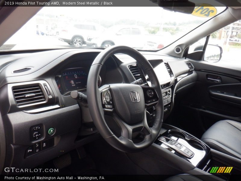 Modern Steel Metallic / Black 2019 Honda Pilot Touring AWD