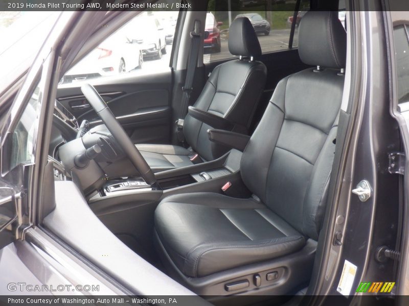 Modern Steel Metallic / Black 2019 Honda Pilot Touring AWD