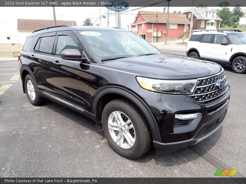 Front 3/4 View of 2020 Explorer XLT 4WD