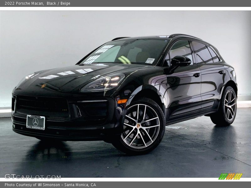Black / Beige 2022 Porsche Macan