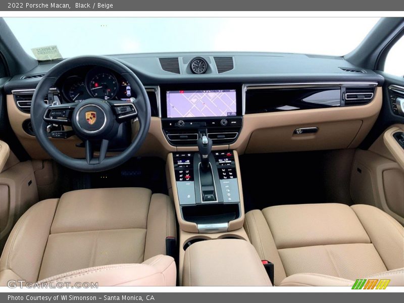 Black / Beige 2022 Porsche Macan