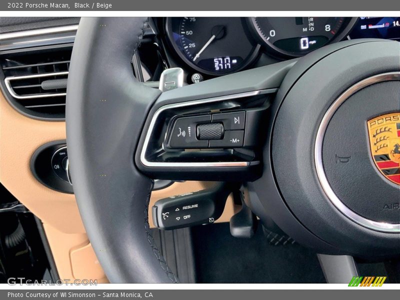 Black / Beige 2022 Porsche Macan