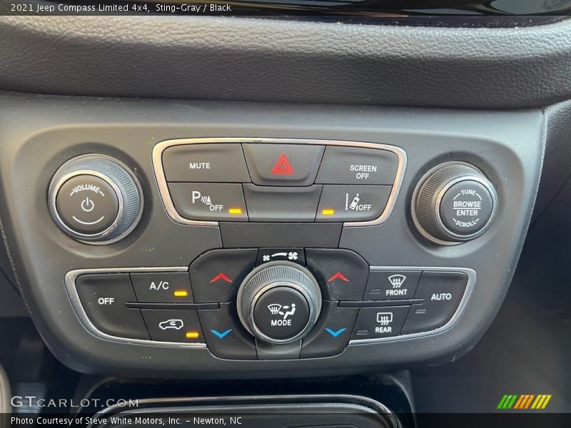 Controls of 2021 Compass Limited 4x4