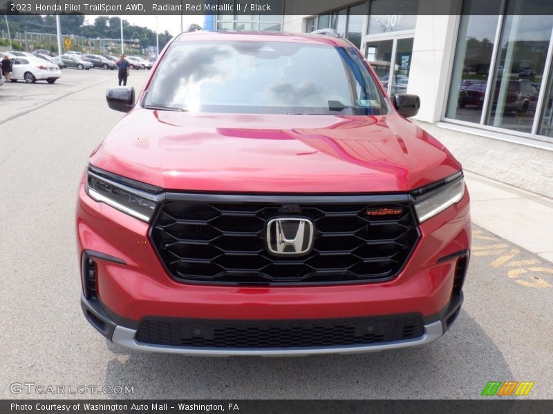 Radiant Red Metallic II / Black 2023 Honda Pilot TrailSport AWD