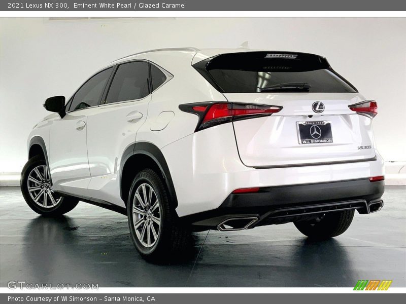 Eminent White Pearl / Glazed Caramel 2021 Lexus NX 300
