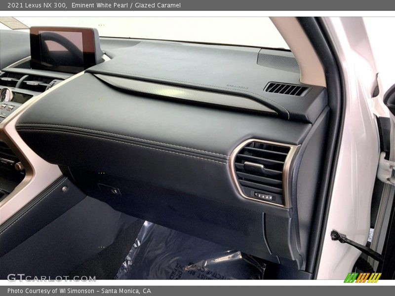Eminent White Pearl / Glazed Caramel 2021 Lexus NX 300