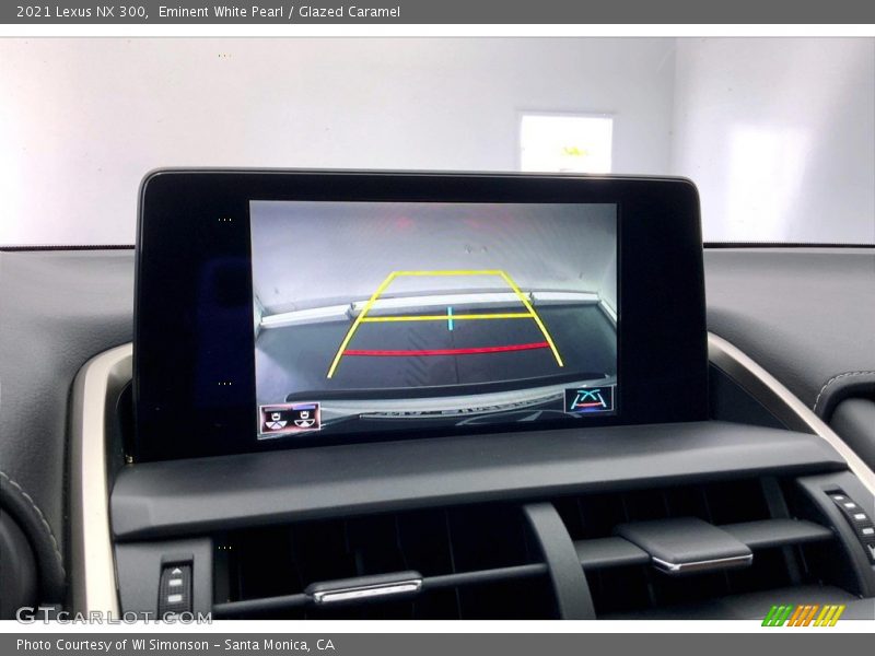 Eminent White Pearl / Glazed Caramel 2021 Lexus NX 300