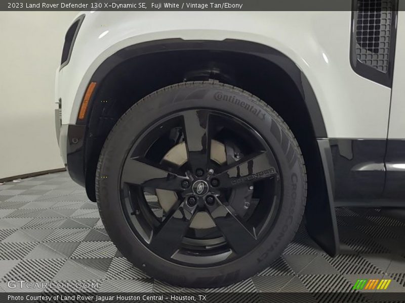 Fuji White / Vintage Tan/Ebony 2023 Land Rover Defender 130 X-Dynamic SE