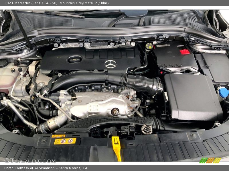 Mountain Grey Metallic / Black 2021 Mercedes-Benz GLA 250